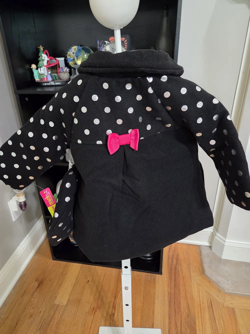 Penelope Mack black jacket